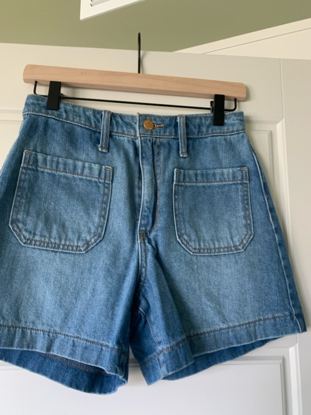Universal Thread Light Blue High-Rise Denim Shorts